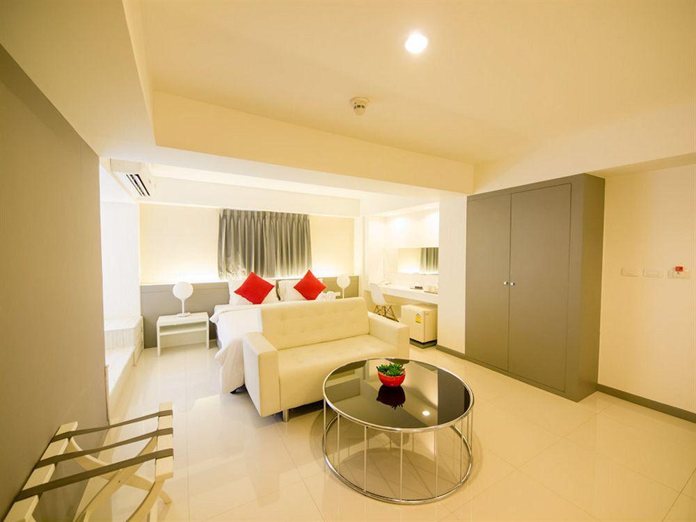 Myhotel Cmyk@ratchada Khách sạn