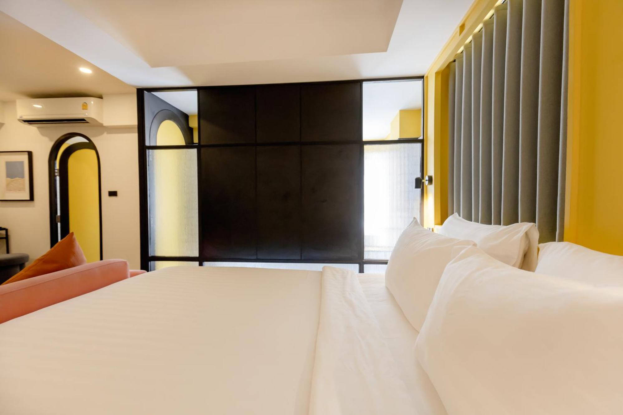 Myhotel Cmyk@ratchada Khách sạn 3*